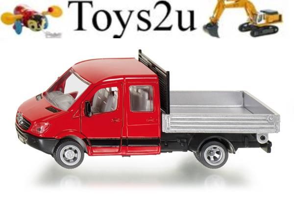 SIKU 1:50 AND 1:55 SCALE TRUCKS